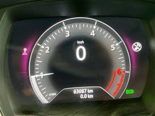 RENAULT Kadjar usata, con Sensori di parcheggio anteriori