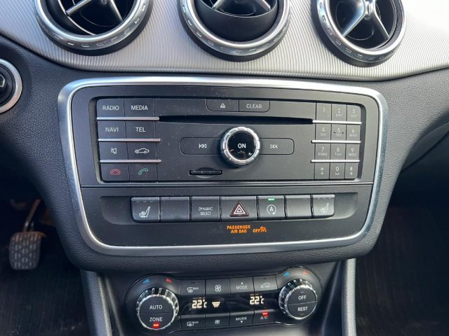 MERCEDES-BENZ GLA 180 usata, con Park Distance Control