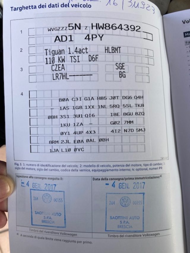 VOLKSWAGEN Tiguan usata, con Fari LED