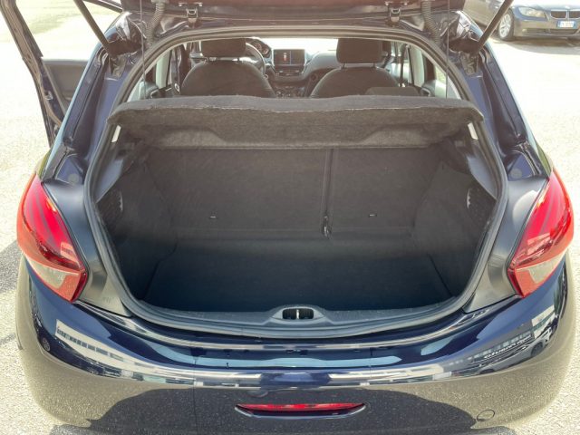 PEUGEOT 208 usata, con Chiusura centralizzata