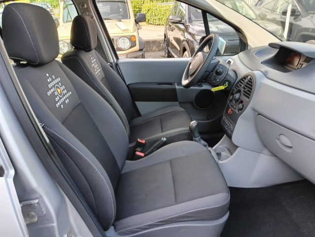 RENAULT Modus usata, con Lettore CD