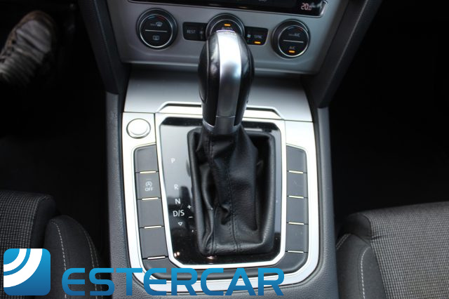 VOLKSWAGEN Passat Variant usata, con Cronologia tagliandi