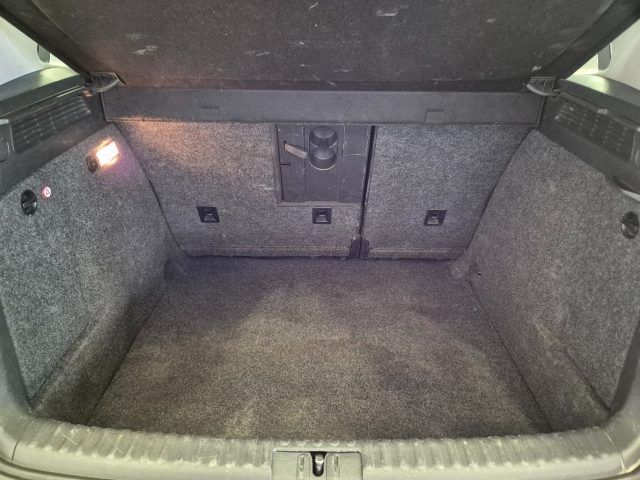 VOLKSWAGEN Tiguan usata, con Sistema di navigazione