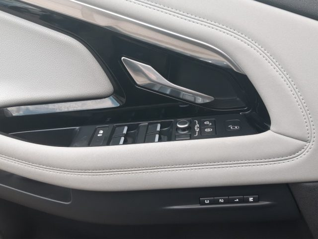 LAND ROVER Range Rover Evoque usata, con Controllo automatico clima