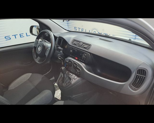 FIAT New Panda usata 17