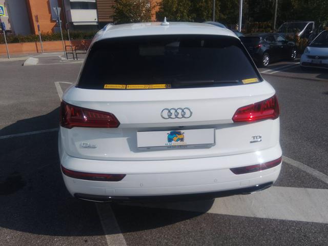 AUDI Q5 usata, con Autoradio