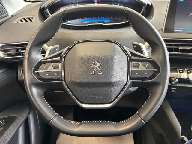 PEUGEOT 3008 usata, con Controllo automatico clima