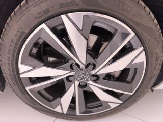 PEUGEOT 308 usata, con Volante multifunzione