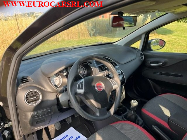 FIAT Punto usata 8