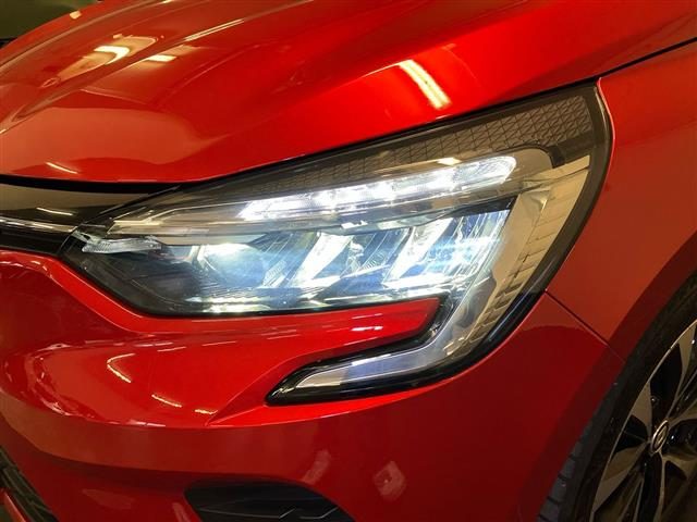 RENAULT Clio usata, con Climatizzatore