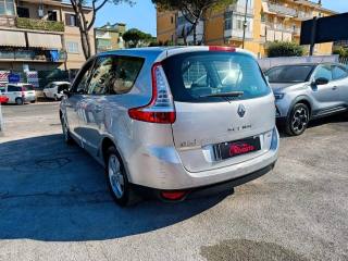 RENAULT Scenic usata, con Autoradio