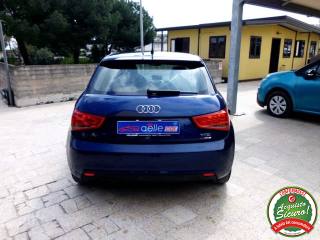 AUDI A1 usata, con Autoradio