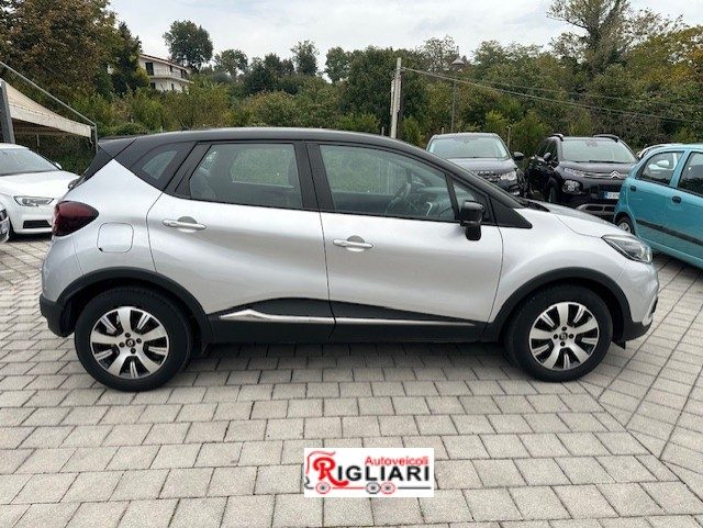 RENAULT Captur usata 19