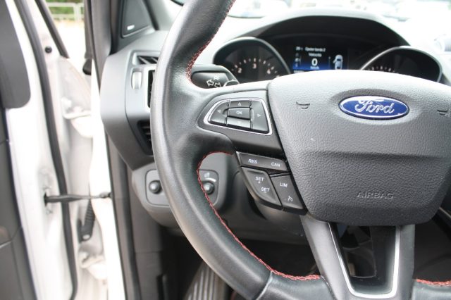 FORD Kuga usata, con Portellone posteriore elettrico