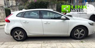 VOLVO V40 Cross Country usata, con Servosterzo