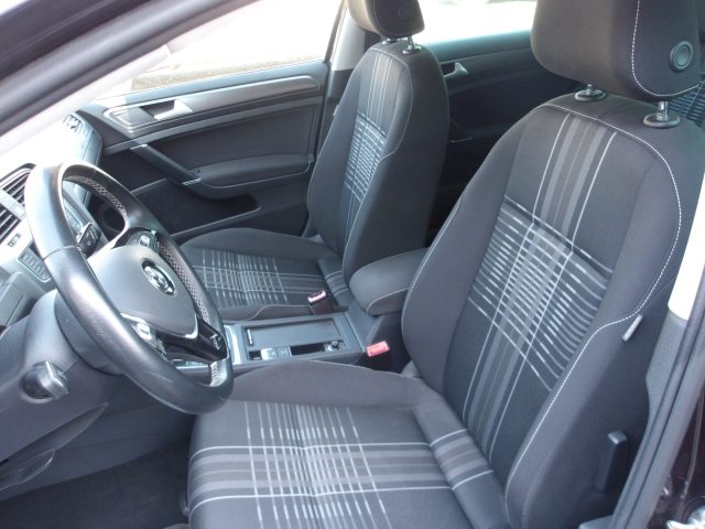 VOLKSWAGEN Golf usata, con Specchietti laterali elettrici