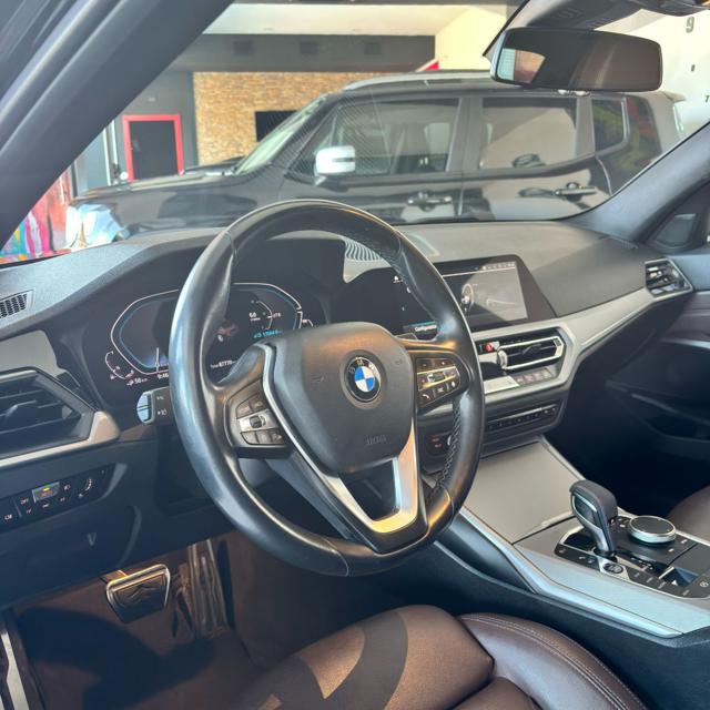 BMW 330 usata, con Cerchi in lega