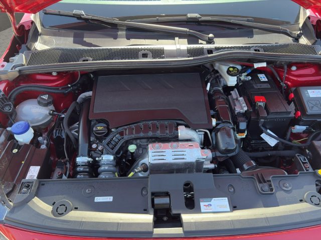 OPEL Corsa usata, con Sensori di parcheggio anteriori