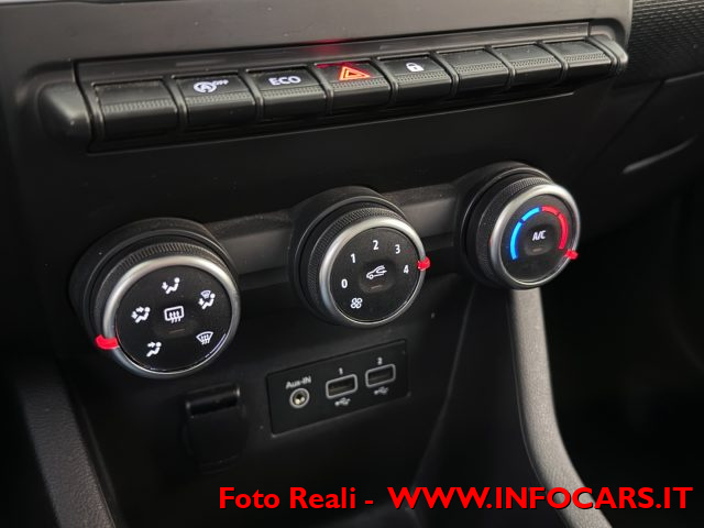 RENAULT Clio usata, con Luci diurne LED