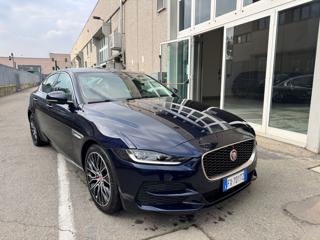 JAGUAR XE usata, con Airbag
