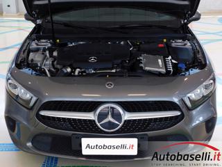 MERCEDES-BENZ A 180 usata, con Sedile posteriore sdoppiato
