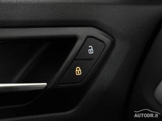 VOLKSWAGEN T-Roc usata, con Volante multifunzione