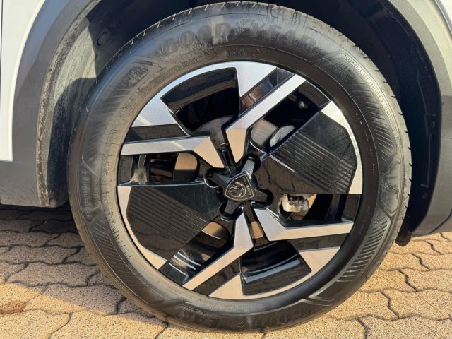 PEUGEOT 2008 usata, con Sensore di pioggia
