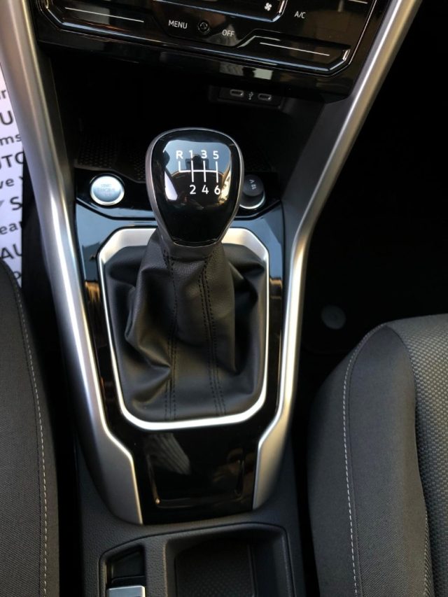 VOLKSWAGEN T-Roc usata, con Controllo elettronico della corsia