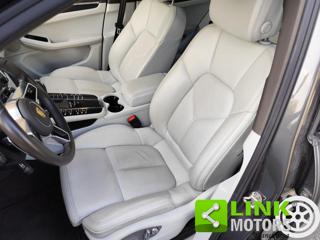 PORSCHE Macan usata, con Alzacristalli elettrici