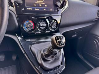 LANCIA Ypsilon usata, con USB