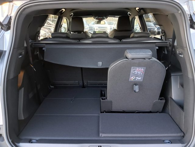 PEUGEOT 5008 usata, con Chiusura centralizzata