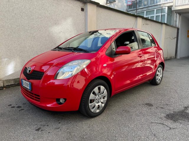 TOYOTA Yaris usata, con ABS