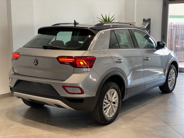 VOLKSWAGEN T-Roc usata, con Lettore CD