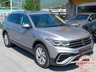 VOLKSWAGEN Tiguan Allspace usata, con Leve al volante