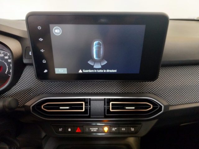 DACIA Sandero usata, con Touch screen
