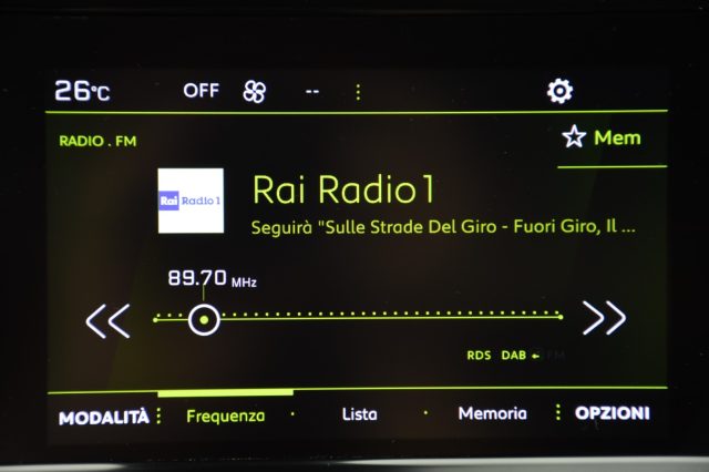 PEUGEOT 2008 usata, con Fari LED