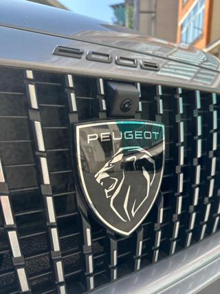 PEUGEOT 2008 usata, con Volante in pelle