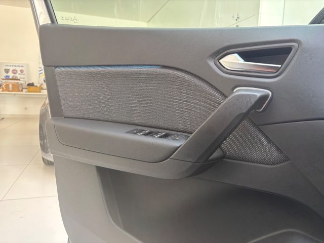 RENAULT Captur usata, con Monitoraggio pressione pneumatici