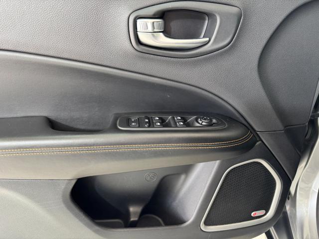 JEEP Compass usata, con Chiusura centralizzata