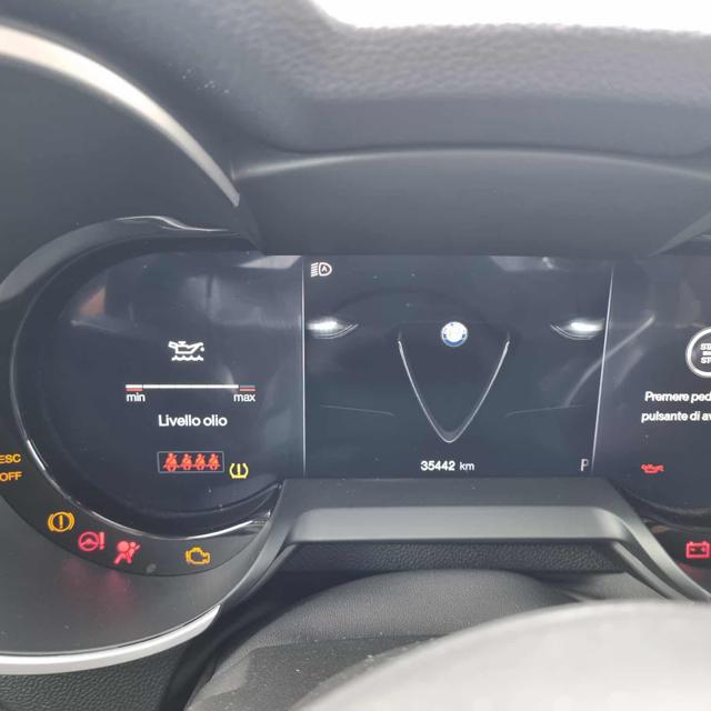 ALFA ROMEO Stelvio usata, con Vetri oscurati