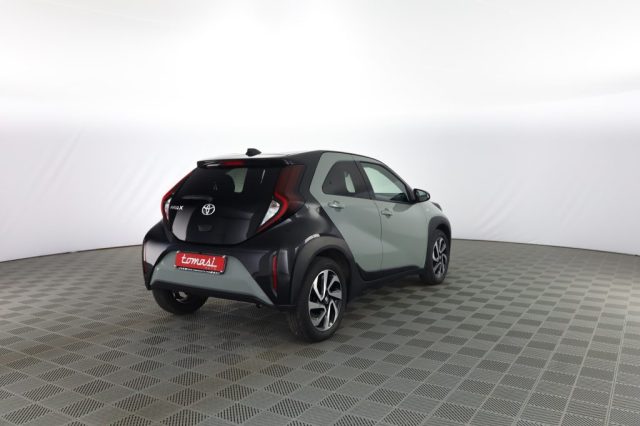 TOYOTA Aygo X usata 3