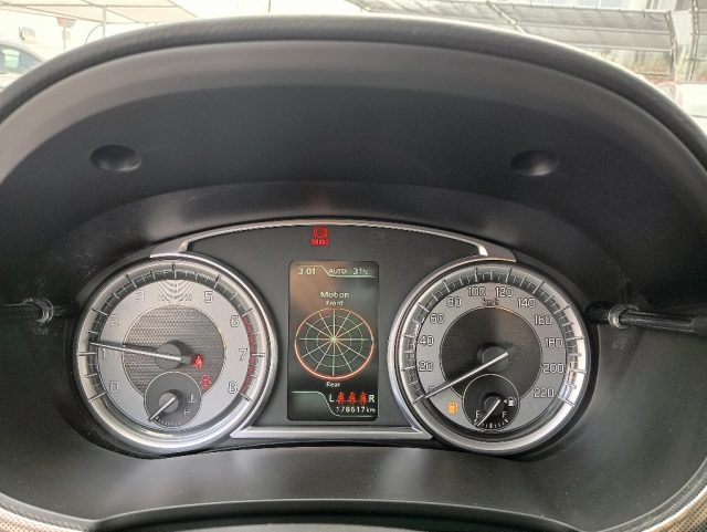 SUZUKI Vitara usata, con Autoradio