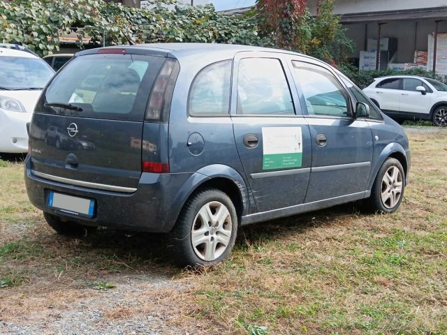 OPEL Meriva usata, con Autoradio