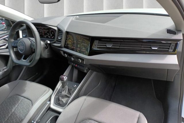 AUDI A1 usata, con Controllo automatico clima