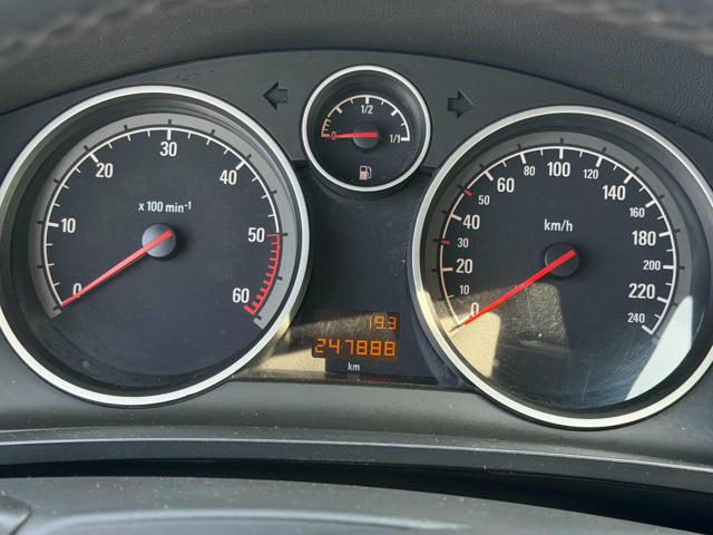 OPEL Zafira usata 17