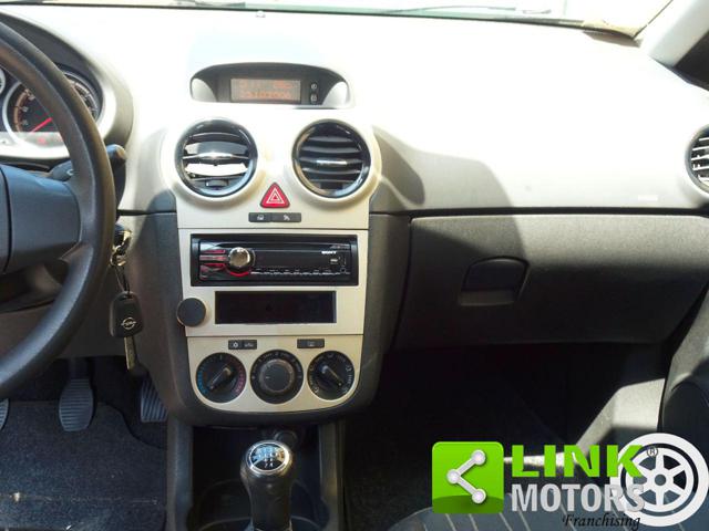 OPEL Corsa usata, con Climatizzatore