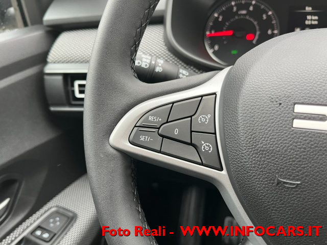 DACIA Sandero usata, con Autoradio digitale