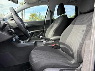 PEUGEOT 308 usata, con Autoradio