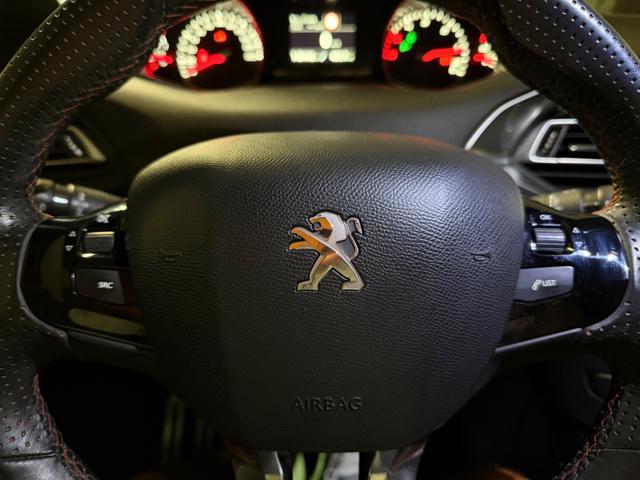 PEUGEOT 308 usata, con Park Distance Control