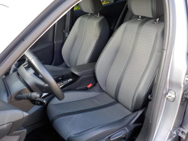 PEUGEOT 2008 usata, con Climatizzatore